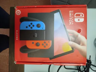 Nintendo Switch OLED Roja y Azul