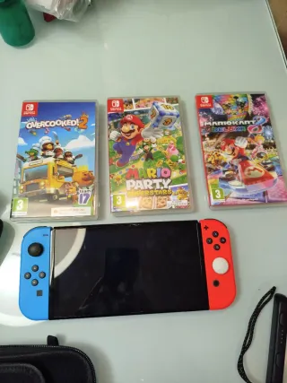 Nintendo Switch OLED Roja y Azul