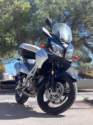 Suzuki V-Strom 650 2005 - 58.000 km.