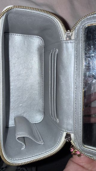 Bolso Trendy CC Vanity Chanel Cuero Blanco Dorado