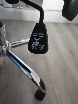 Silla de Oficina Ergonómica Negra