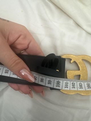 Cinturón Gucci GG Dorado Mujer