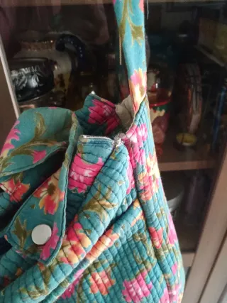 Bolso de tela estampado floral