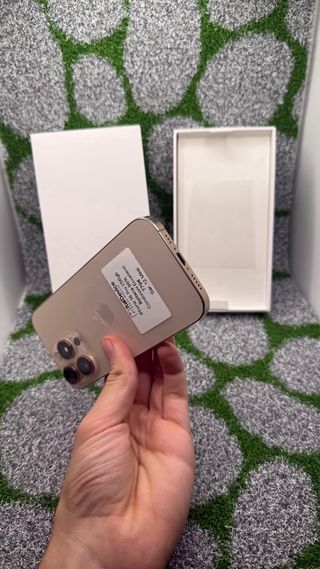 iPhone 16 Pro 256GB Desert - Batt 95%