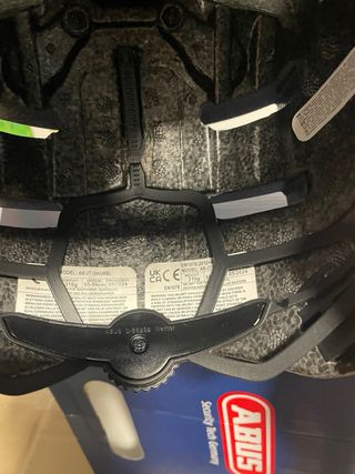 Casco bici bianco ABUS SKURB