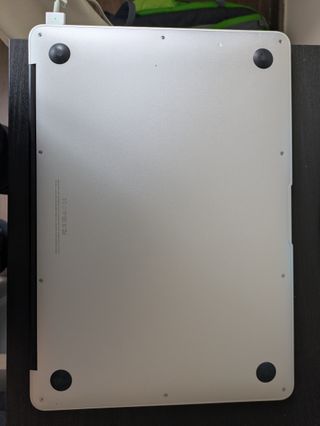 MacBook Air 13 i7 1.7 8GB/256GB A1466
