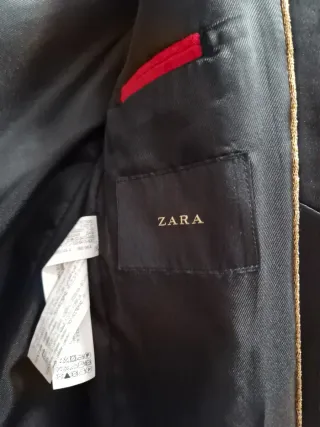 Americana hombre Zara Roja Terciopelo Negro