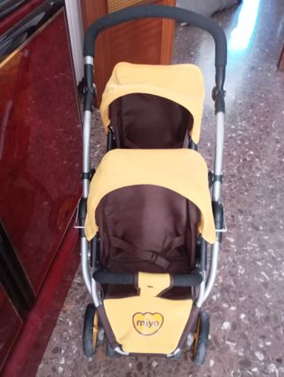 Carrito Gemelar Muñecas Miyo