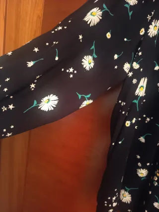 Blusa M&S floral negra