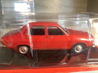 Coche Dacia 1300 1/24 Ixo