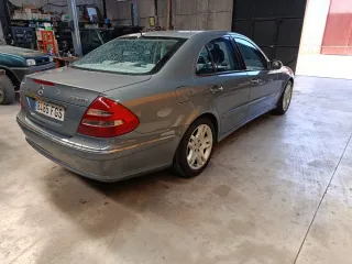 Mercedes-Benz Clase E 2006