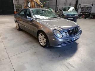Mercedes-Benz Clase E 2006