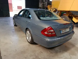 Mercedes-Benz Clase E 2006