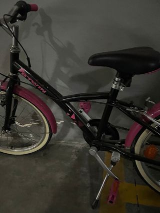 Bicicleta infantil Btwin rosa