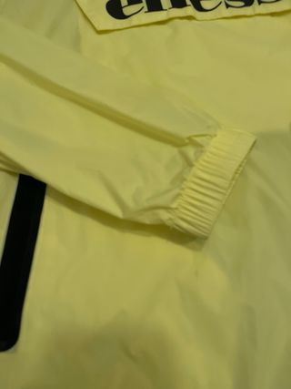 Cortavientos Ellesse Amarillo Flúor Talla 38 (S)