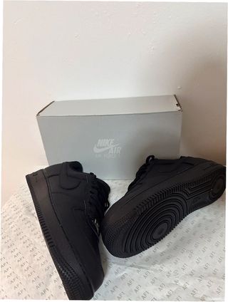 Nike Air Force 1 Low '07 Negras Talla 43