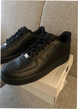 Nike Air Force 1 Low '07 Negras Talla 45