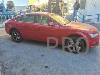 RADIO / CD Audi A5 Sportback (8T)(05.2009->) 2.0 TDI (110kW) [2,0 Ltr. - 110 kW 16V TDI]