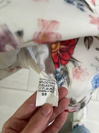 Vestido Blanco y Rojo floral