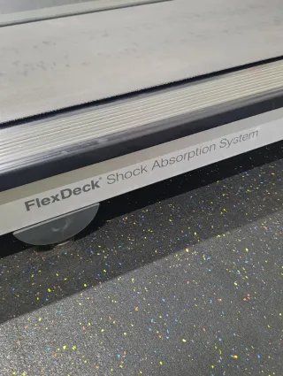 Cinta de correr Life Fitness