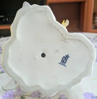 Figura porcelana de Lladró mujer con sombrero