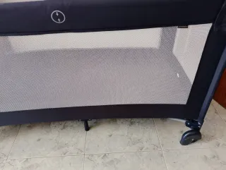 Cuna de viaje plegable