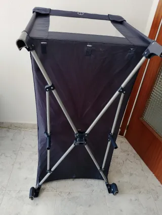 Cuna de viaje plegable