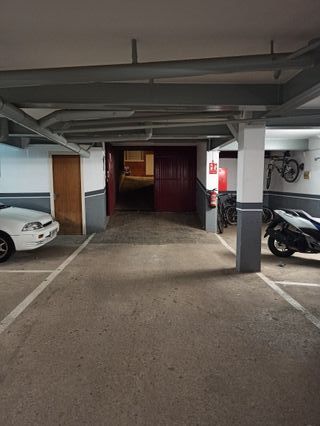 ALQUILER PLAZA PARQUING CAN TINTORER