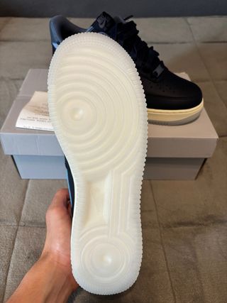 Nike Air Force 1 '07 Azul Marino Talla 41