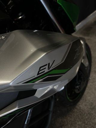 KAWASAKI Z E-1 Eléctrica