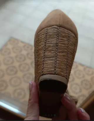 Sandalias cuña camel