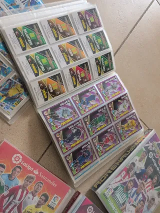 Lote 7 Archivadores Adrenalyn MUY COMPLETOS