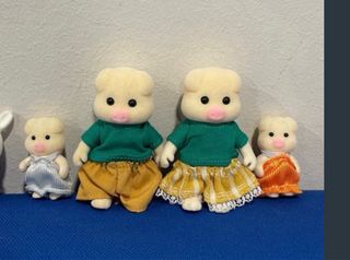 Lote 3 familias de muñecos + pinzas