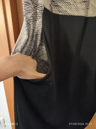 Abito smanicato fantasia