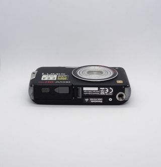 Panasonic Lumix DMC-FX700 Full HD Touch