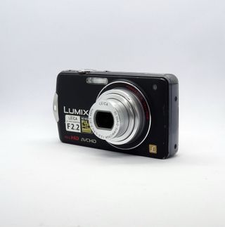 Panasonic Lumix DMC-FX700 Full HD Touch