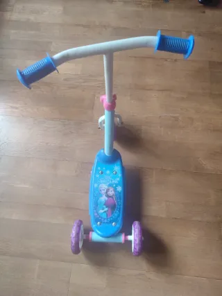 Patinete infantil 3 ruedas Frozen