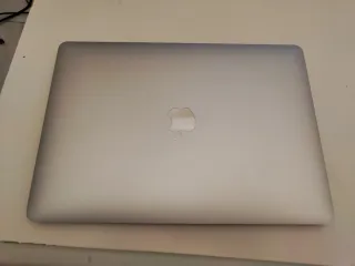 MacBook Pro M1 2022 Plata