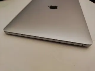 MacBook Pro M1 2022 Plata