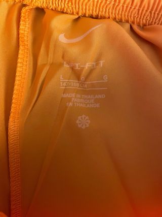 Pantalones cortos Nike Naranja 147-158 cm TALLA L