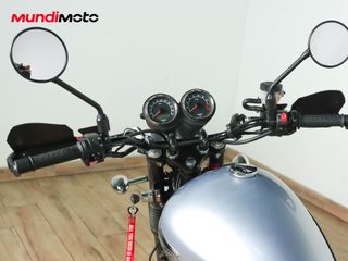 TRIUMPH SCRAMBLER 900 4T