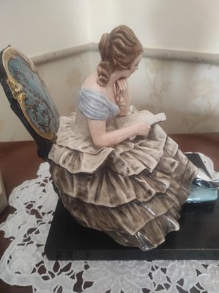 Scultura Guido Cacciapuoti Dama in Lettura Anni 30