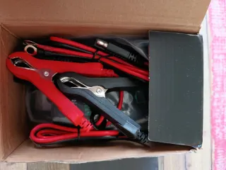 Caricabatterie per auto