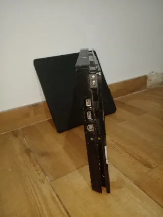 PS4 Slim 500GB para reparar o piezas