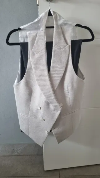 Traje de chaqueta y chaleco Alvaro Moreno