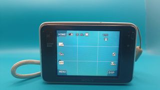 Cámara Sony Cyber-shot DSC-T2 Negra/Plateada