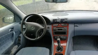 Mercedes-Benz Clase C 2003