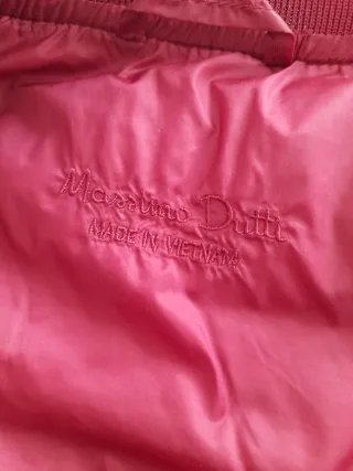 Chaqueta corta acolchada roja