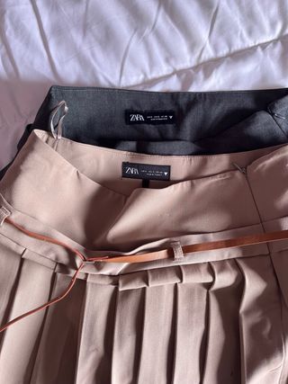 Faldas Zara Talla S Beige y Gris