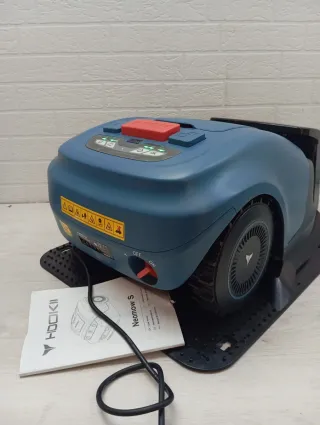 Robot cortacésped 1000 m² Neomow S HOKIS